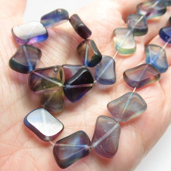 UG Czech glass beads - Picture 7 of 10